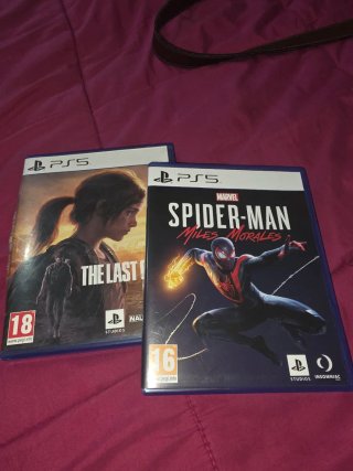2 Juegos PS5: The Last of Us y Spider-Man