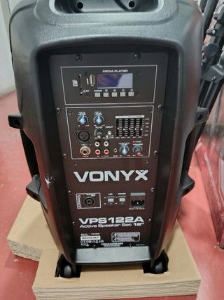 2 unidades Altavoces Vonyx con Trípodes