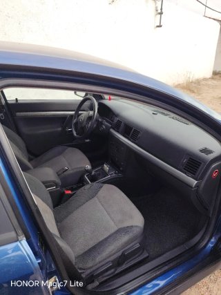 Opel Vectra 2004