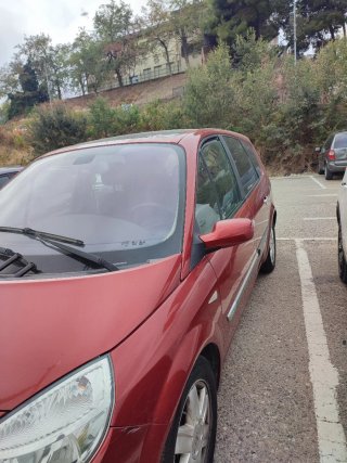 RENAULT MEGAN , 2004
