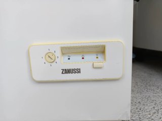 Arcón Congelador Zanussi Easy Lid