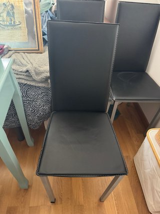 Mesa cristal y 4 sillas comedor