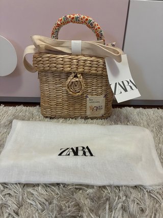 Bolso Zara paja niña floral