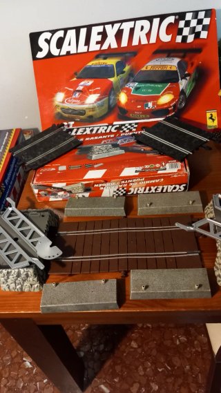 Scalextric.Puente Salto y Badén