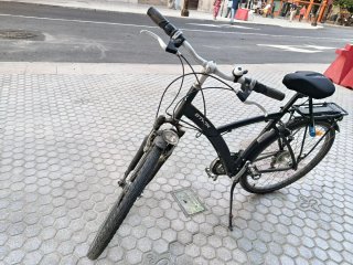 Bicicleta B'TWIN Negra 520