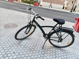 Bicicleta B'TWIN Negra 520