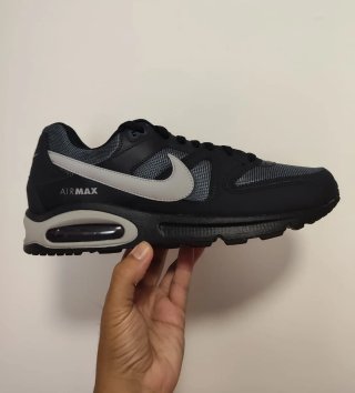 T40 Nike Air Max Command