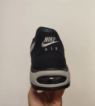 T40 Nike Air Max Command