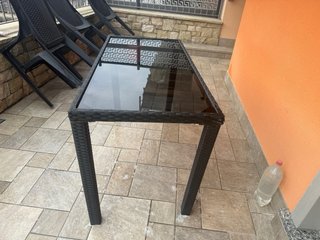 Tavolo Rattan Nero con Piano in Vetro