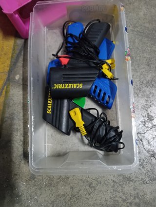Lote de 2 Scalextric Imola F-1 + Accesorios