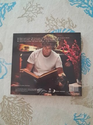 El Viaje de Elliot: Cuentos en tu desván