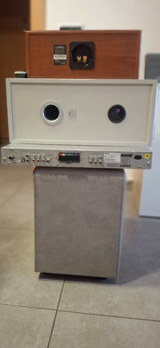 Ampificador  dolby surround philips con altavoces