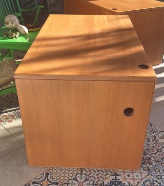Mesa de oficina de madera