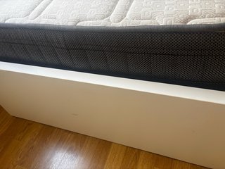 Cama 90x200cm Blanca + colchón 21 cm de alto.