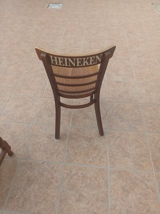 Banco de Madera Maciza Heineken