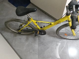 Bicicleta Peugeot Amarilla
