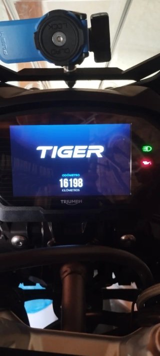 Triumph Tiger 800 XCX Aventura Azul/Negro
