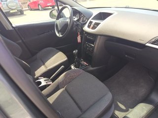 Peugeot 207 2009