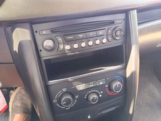 Peugeot 207 2009