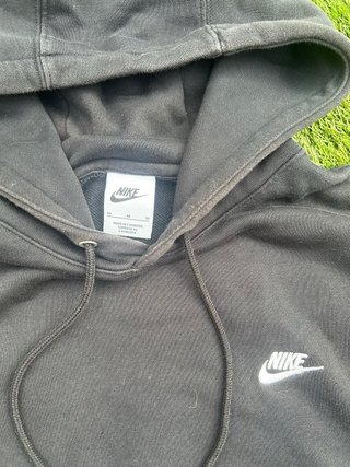 Sudadera Nike Negra con Capucha