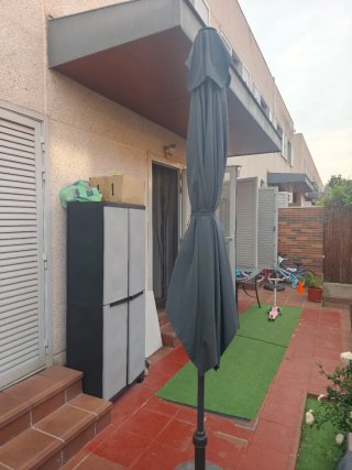 Sombrillas 2  Patio Gris 3x2m con pie ambas