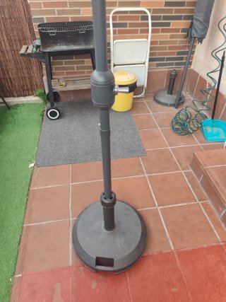 Sombrillas 2  Patio Gris 3x2m con pie ambas