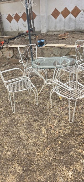 Set de Mesa y 4 Sillas de Jardín