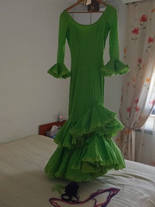 Traje de flamenca verde