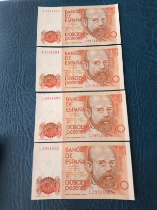 Lote 4 Billetes 200 Pesetas España 1980 Sc