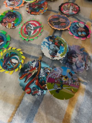 Lote de 19 Tazos Peonzas Beyblade