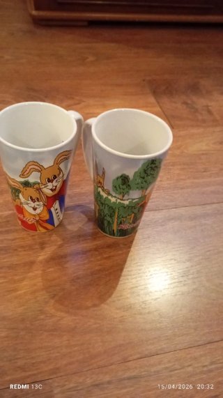 2 Canecas Cerâmica Coelho