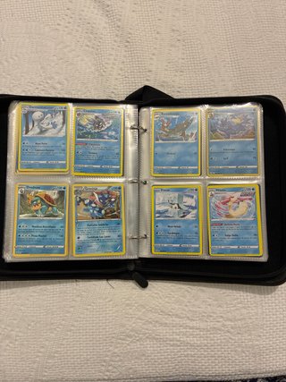 Álbum de Cartas Pokémon, incluye 400 cartas