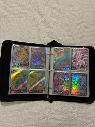 Álbum de Cartas Pokémon, incluye 400 cartas