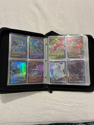 Álbum de Cartas Pokémon, incluye 400 cartas