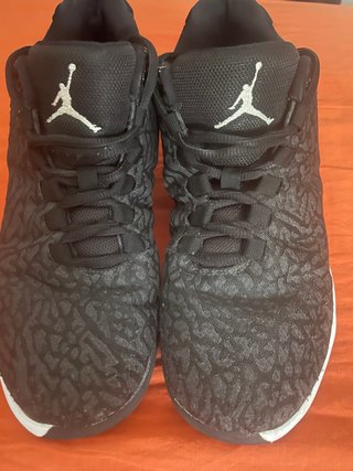 Zapatillas Jordan Negras Talla 40