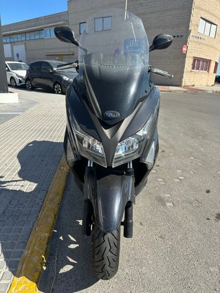 Moto Kymco Grand Dink 125