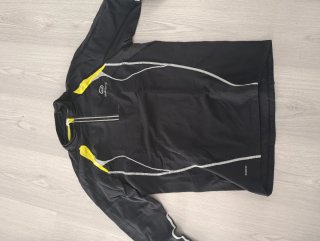 Camiseta Kalenji manga larga negra y amarilla