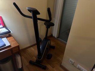 Bicicleta Estática Negra