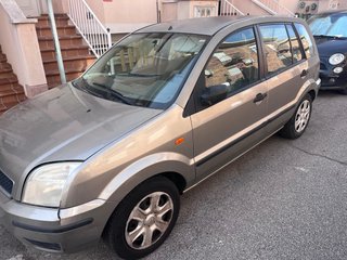 Ford Fusion 2003