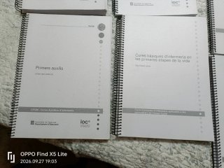 Libros de grado medio de TCAE del IOC