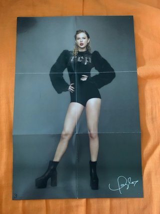 CD ed. deluxe “Reputation” Taylor Swift + poster