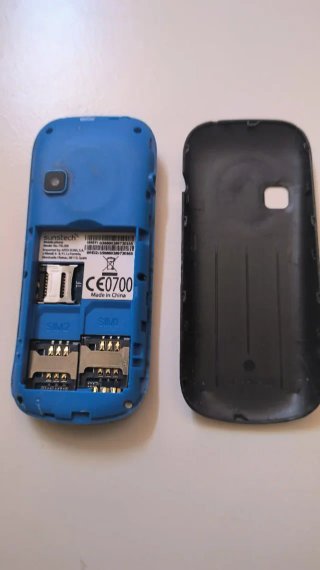 Lote 4 teléfonos móviles antiguos Nokia, Alcatel,