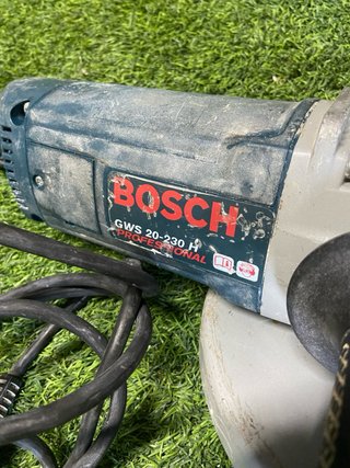 Amoladora Radial Bosch Professional GWS 20-230 H