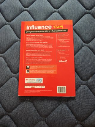 INFLUENCE TODAY 3 Student's book: libro de text...