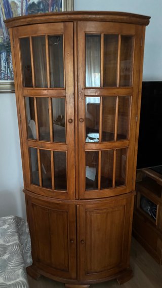 Vitrina de Esquina en Madera Maciza