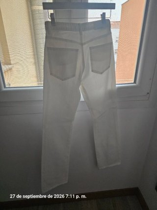 Pantalón vaquero blanco