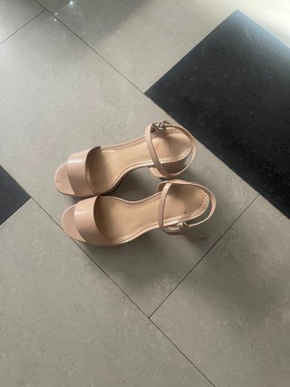 Sandalia plataforma Nude