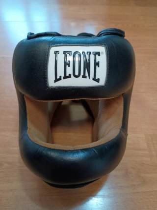 Casco de boxeo Leone