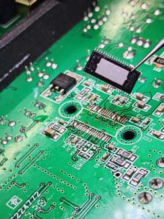 Buscamos técnico en electrónico para telefonía/PC