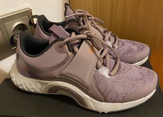 Zapatillas Nike Moradas